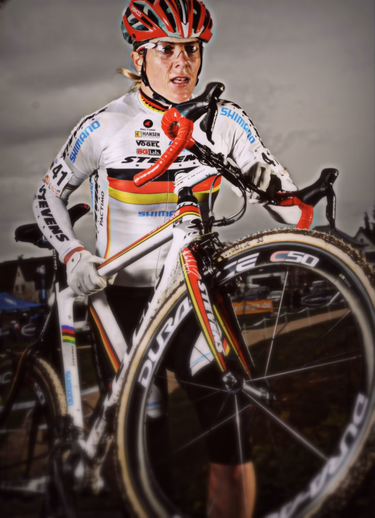 Hanka Kupfernagel CX