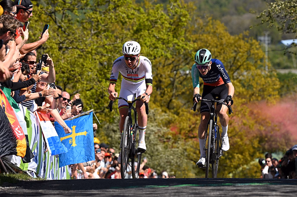 Men’s Liège-Bastogne-Liège 2026: Tadej Pogačar defeats Paul Seixas after thrilling duel in La Doyenne