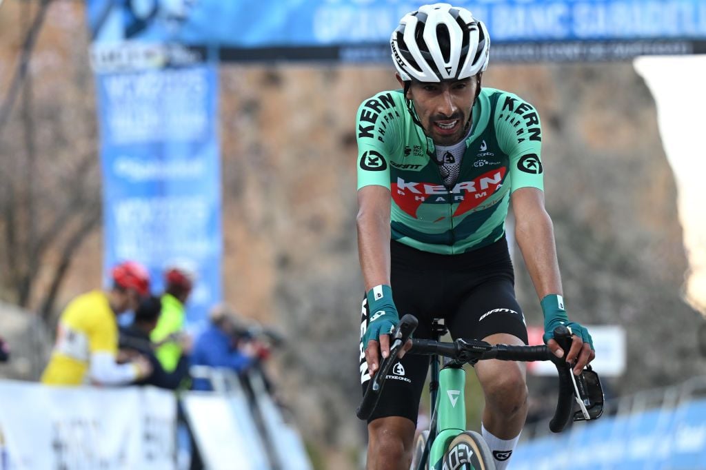 Tour Guide Raining Iván Sosa joins EF Education–EasyPost for 2027 after Kern Pharma ...