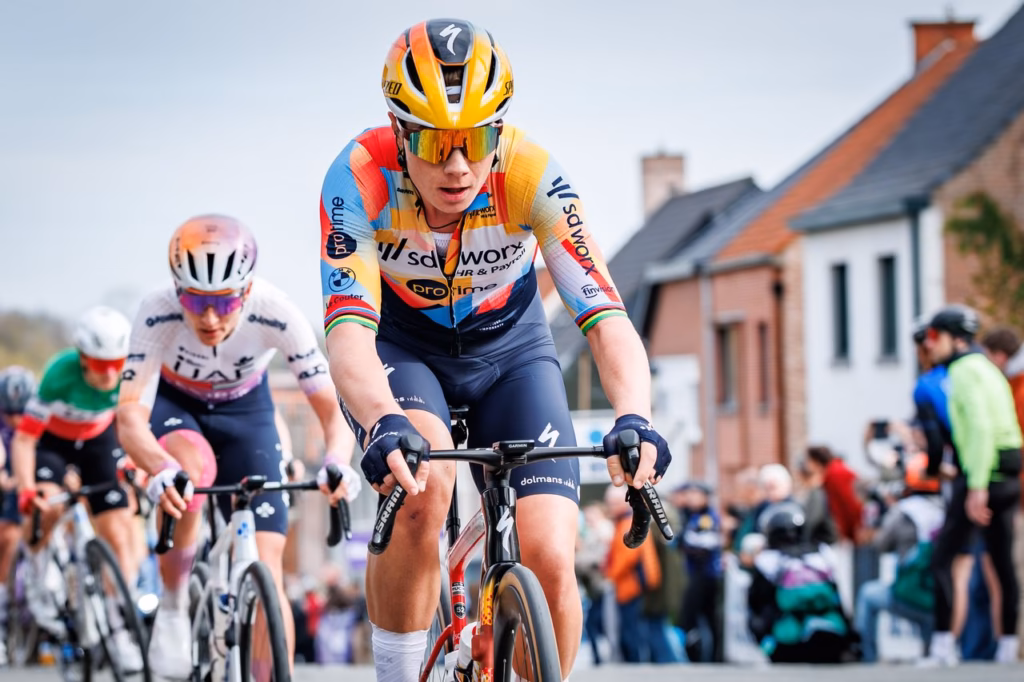 divIm-just-at-the-level-I-want-to-be-–-Lotte-Kopecky-says-she-doesnt-really-care-whether-rivals-view-her-as-Tour-of-Flanders-frontrunnerdiv