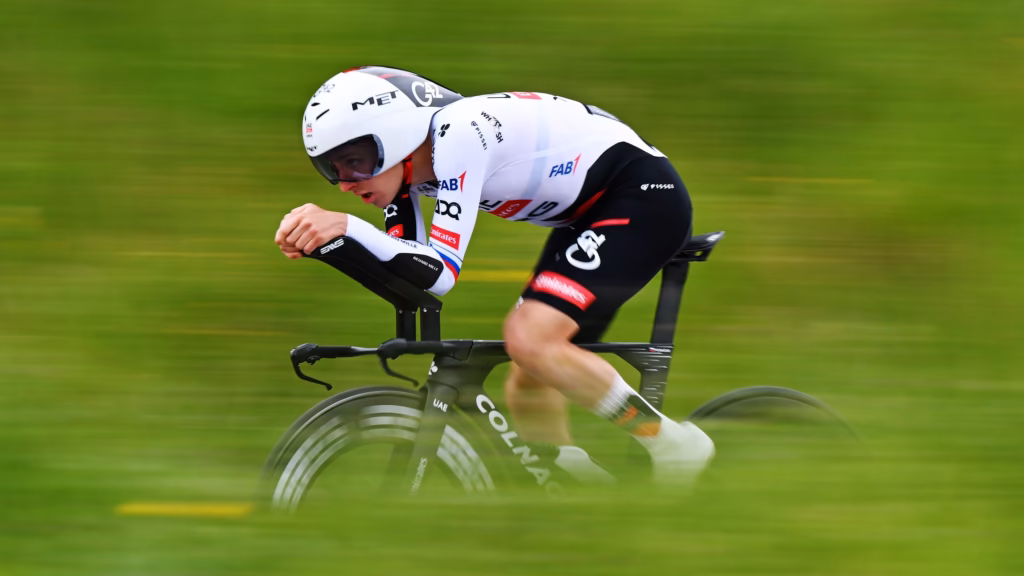 divTadej-Pogacar-rides-a-new-significantly-lighter-prototype-Colnago-time-trial-bike-at-the-Tour-de-Romandie-prologuediv-1