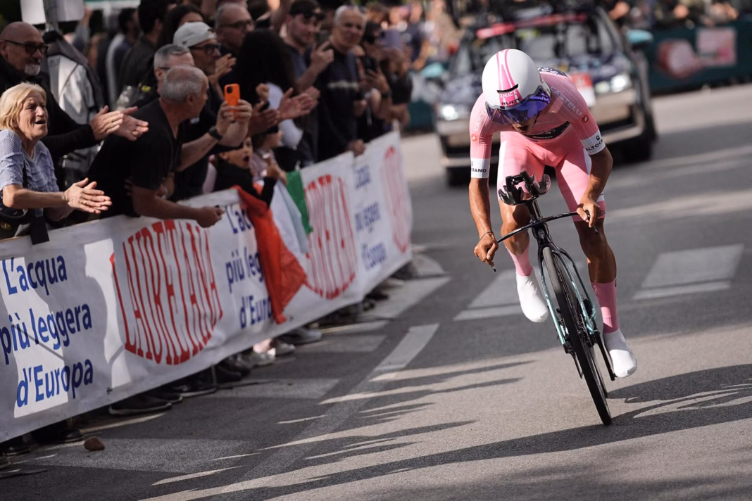 GC and jerseys after Giro d’Italia 2026 stage 10: Eulálio clings to pink as Vingegaard closes to 27 seconds GC and jerseys after Giro d’Italia 2026 stage 10: Eulálio clings to pink as Vingegaard closes to 27 seconds