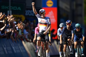 Eschborn-Frankfurt-Georg-Zimmermann-beats-Tom-Pidcock-as-thrilling-sprint-sees-breakaway-narrowly-hold-off-charging-peloton-1