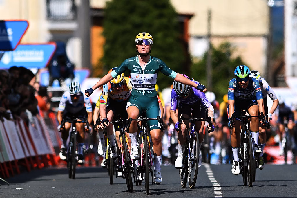La Vuelta Femenina 2026 Stage 4: Lotte Kopecky wins in Borja and takes the red jersey