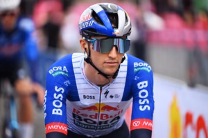 divIt-was-pretty-bloody-long-mate-–-Former-Blockhaus-winner-Jai-Hindley-recalls-first-time-up-climb-as-an-amateur-ahead-of-vital-Giro-dItalia-GC-testdiv-1