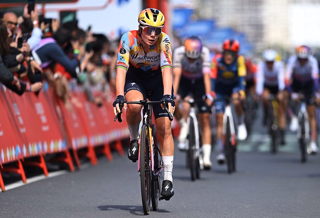 divThings-are-really-not-going-our-way-–-Lotte-Kopecky-nets-another-second-place-for-SD-Worx-Protime-at-La-Vuelta-Femeninadiv-1