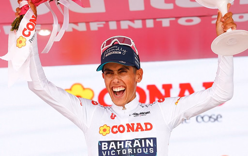 divThis-Giro-has-been-incredible-for-me-Afonso-Eulalio-celebrates-after-holding-off-Davide-Piganzoli-in-Giro-dItalia-white-jersey-battlediv-1