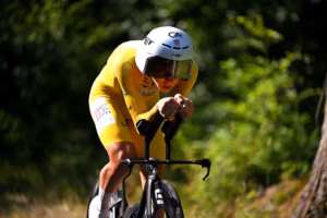 Tour-de-Suisse-Tadej-Pogacar-denies-Mathieu-van-der-Poel-stage-4-victory-and-extends-overall-lead-with-53.4-kph-time-trial