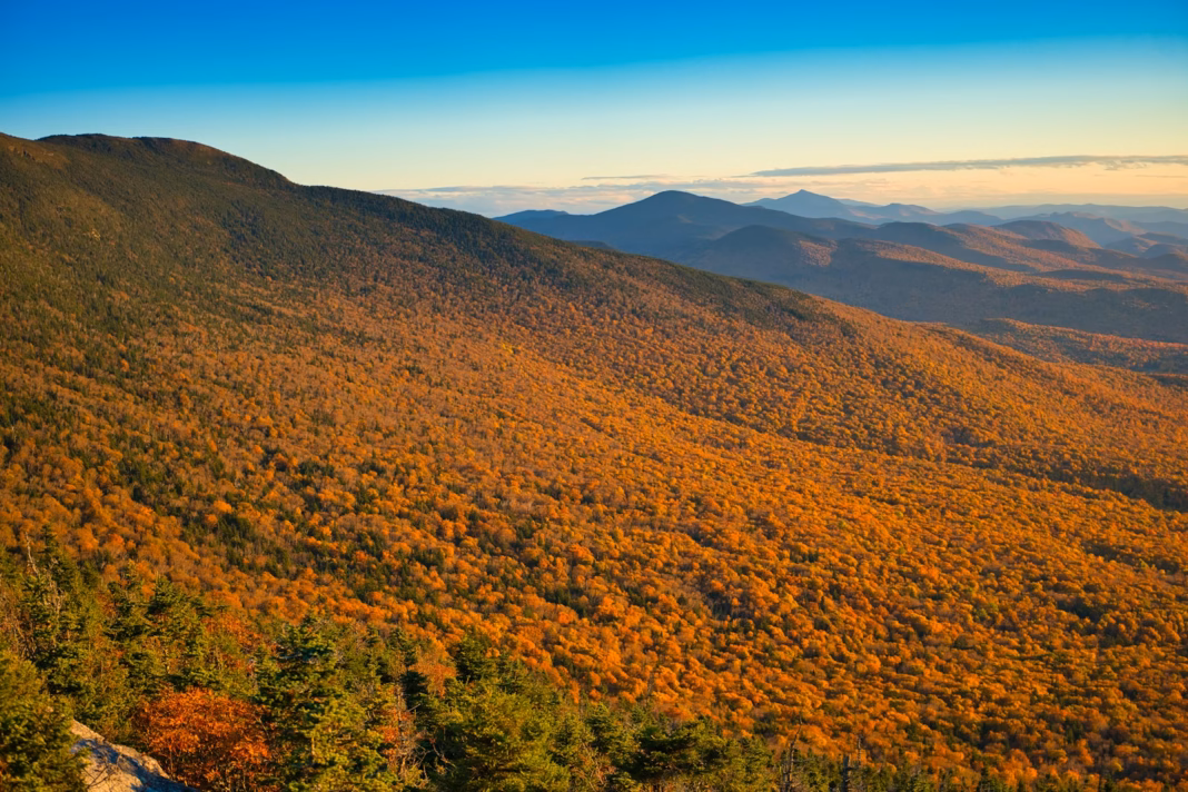 Cycling in the Vermont Green Mountains: climbs, gravel roads and New England atmosphere for your next riding trip Cycling in the Vermont Green Mountains: climbs, gravel roads and New England atmosphere for your next riding trip