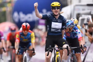 Baloise-Ladies-Tour-Nienke-Veenhoven-sprints-to-second-stage-win-on-stage-3b-in-Maaseik