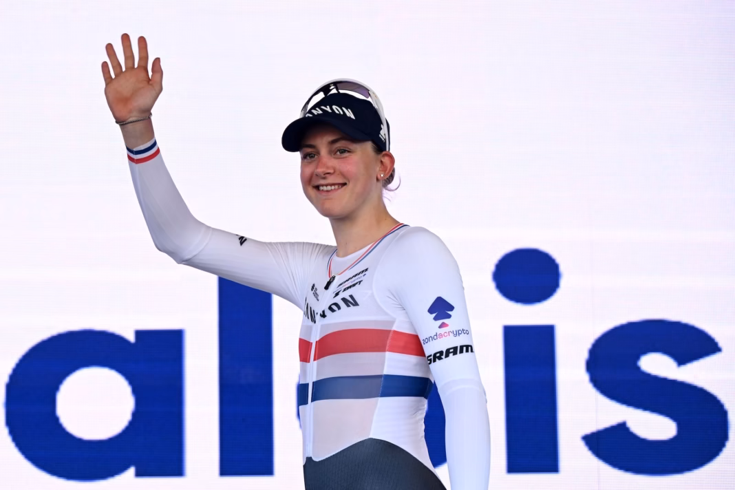 Baloise Ladies Tour 2026 prologue: Zoe Bäckstedt wins in IJzendijke to begin title defence Baloise Ladies Tour 2026 prologue: Zoe Bäckstedt wins in IJzendijke to begin title defence