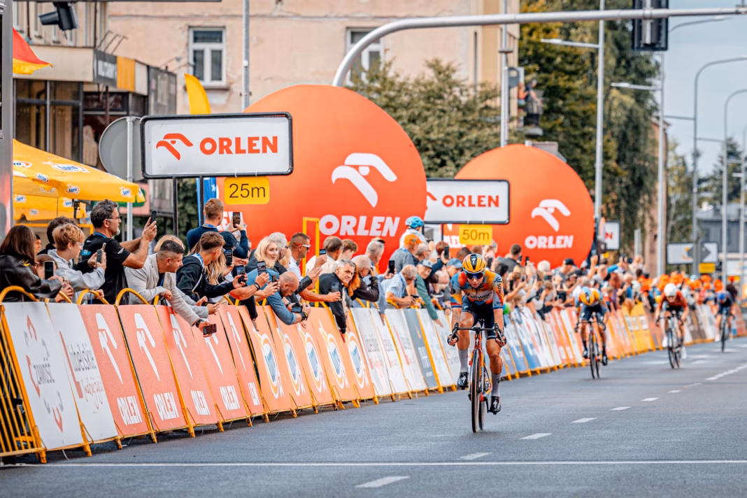 Tour de Pologne Women 2026 stage 1: Lorena Wiebes wins wet Zamość sprint after late crash Tour de Pologne Women 2026 stage 1: Lorena Wiebes wins wet Zamość sprint after late crash
