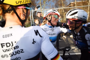 divChasing-Tour-de-France-Femmes-victory-with-Demi-Vollering-realistic-and-incredibly-motivating-says-key-lieutenant-Juliette-Berthetdiv