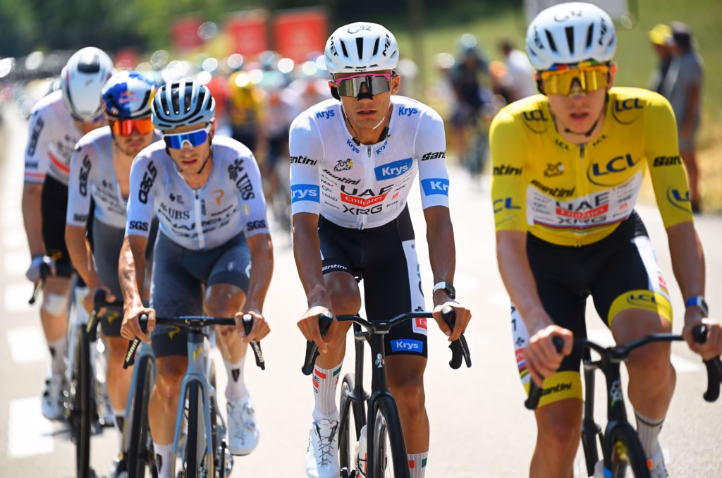 divWeve-kept-motivating-each-other-Isaac-del-Toro-tightens-grip-on-Tour-de-France-podium-as-UAE-Team-Emirates-bounce-back-from-illnessdiv