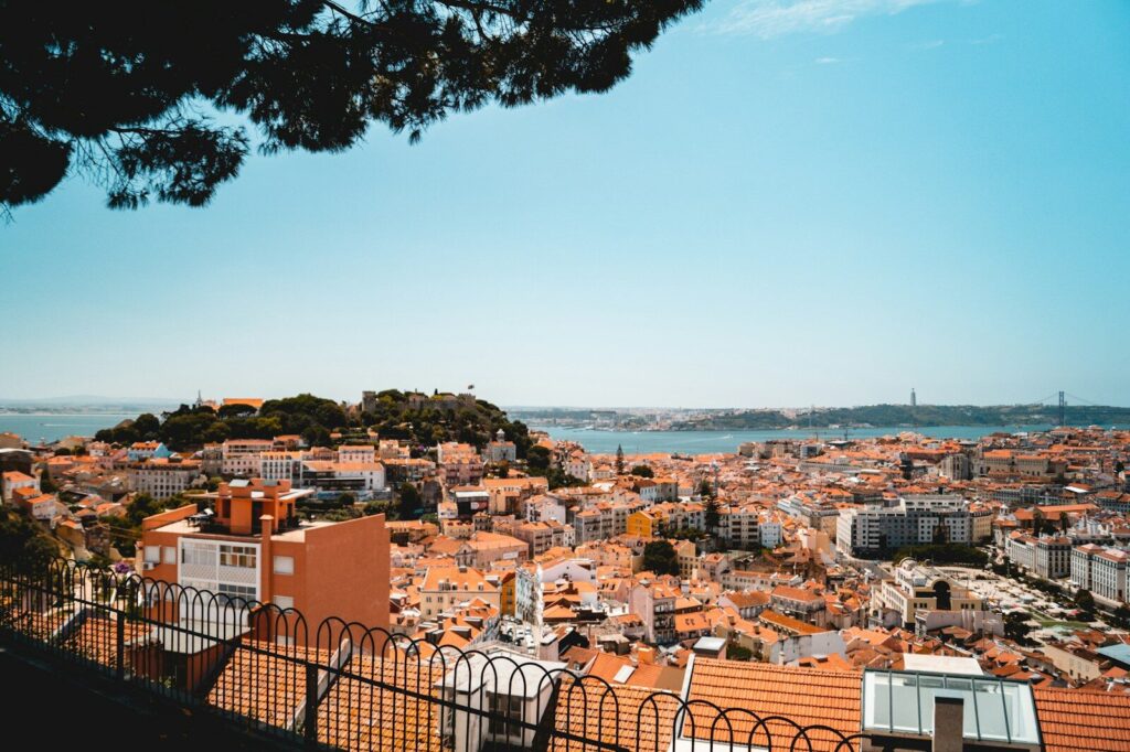 Lisbon houses near sea