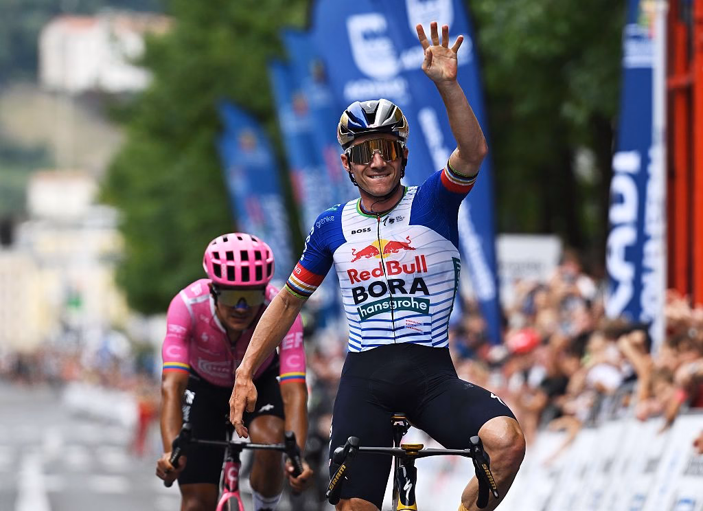 Donostia-San-Sebastian-Klasikoa-Remco-Evenepoel-wins-Spanish-classic-for-a-fourth-time-in-a-two-up-sprint-with-Richard-Carapaz
