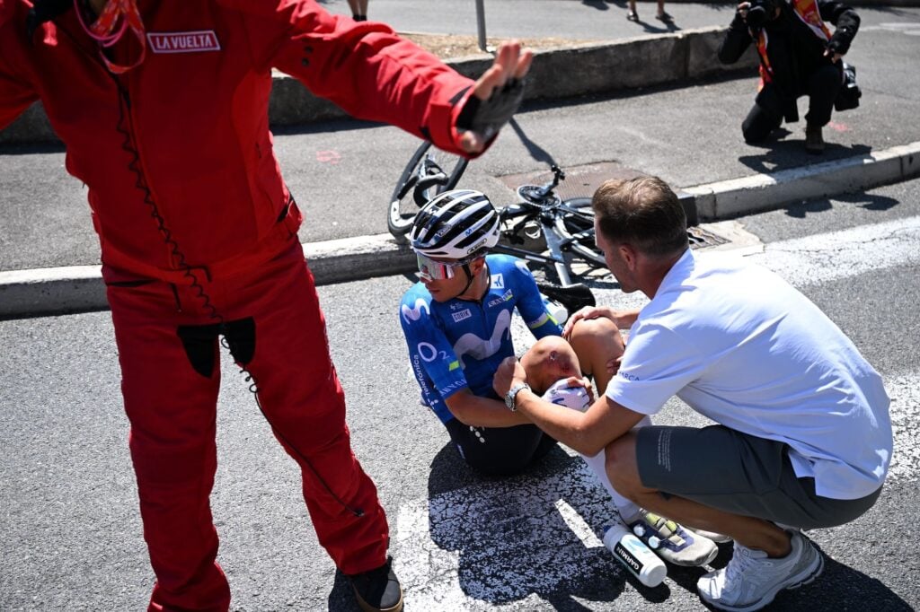 Last-over-the-line-injured-Cian-Uijtdebroeks-shows-strain-of-fighting-on-at-Vuelta-a-Espana
