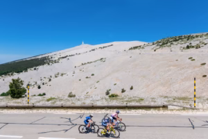 divIts-just-a-mind-trip-–Riders-from-the-Tour-de-France-Femmes-peloton-recount-their-racing-experiences-of-Mont-Ventouxdiv