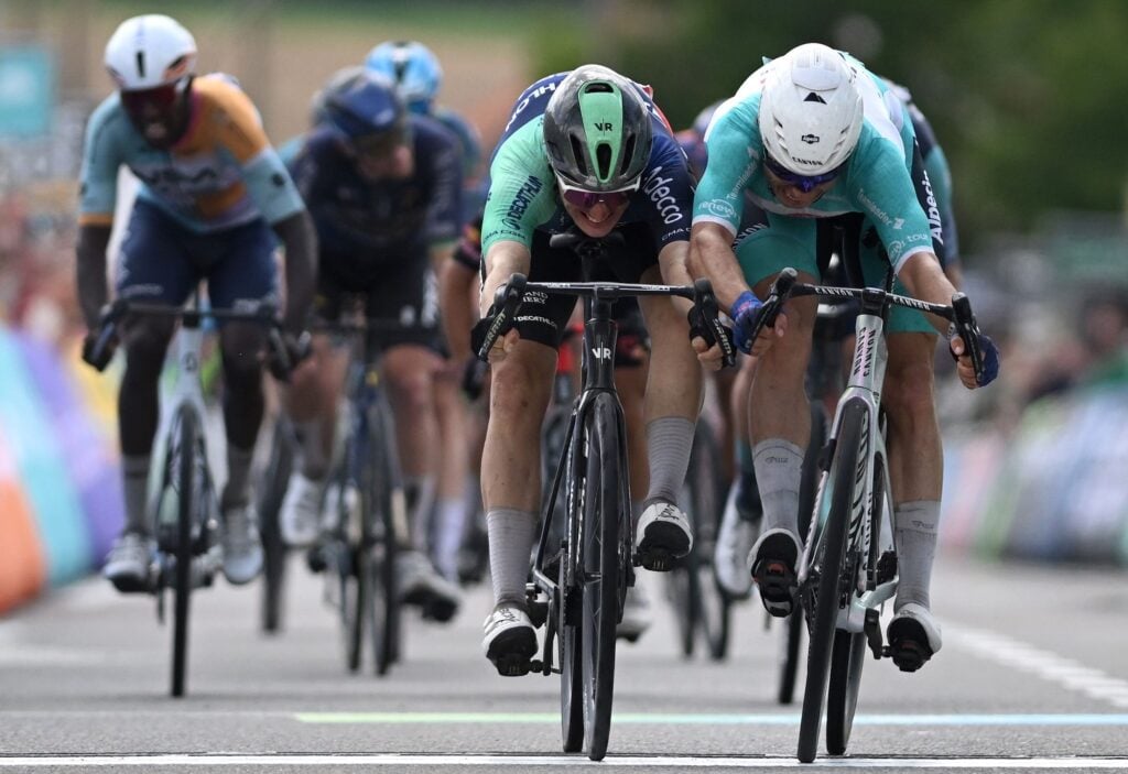 divRenewi-Tour-Jasper-Philipsen-awarded-photo-finish-sprint-to-claim-stage-4-victory-retakes-leaders-jerseydiv