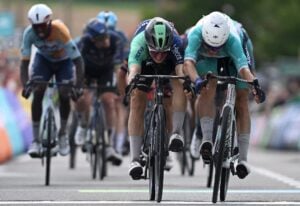 divRenewi-Tour-Jasper-Philipsen-awarded-photo-finish-sprint-to-claim-stage-4-victory-retakes-leaders-jerseydiv
