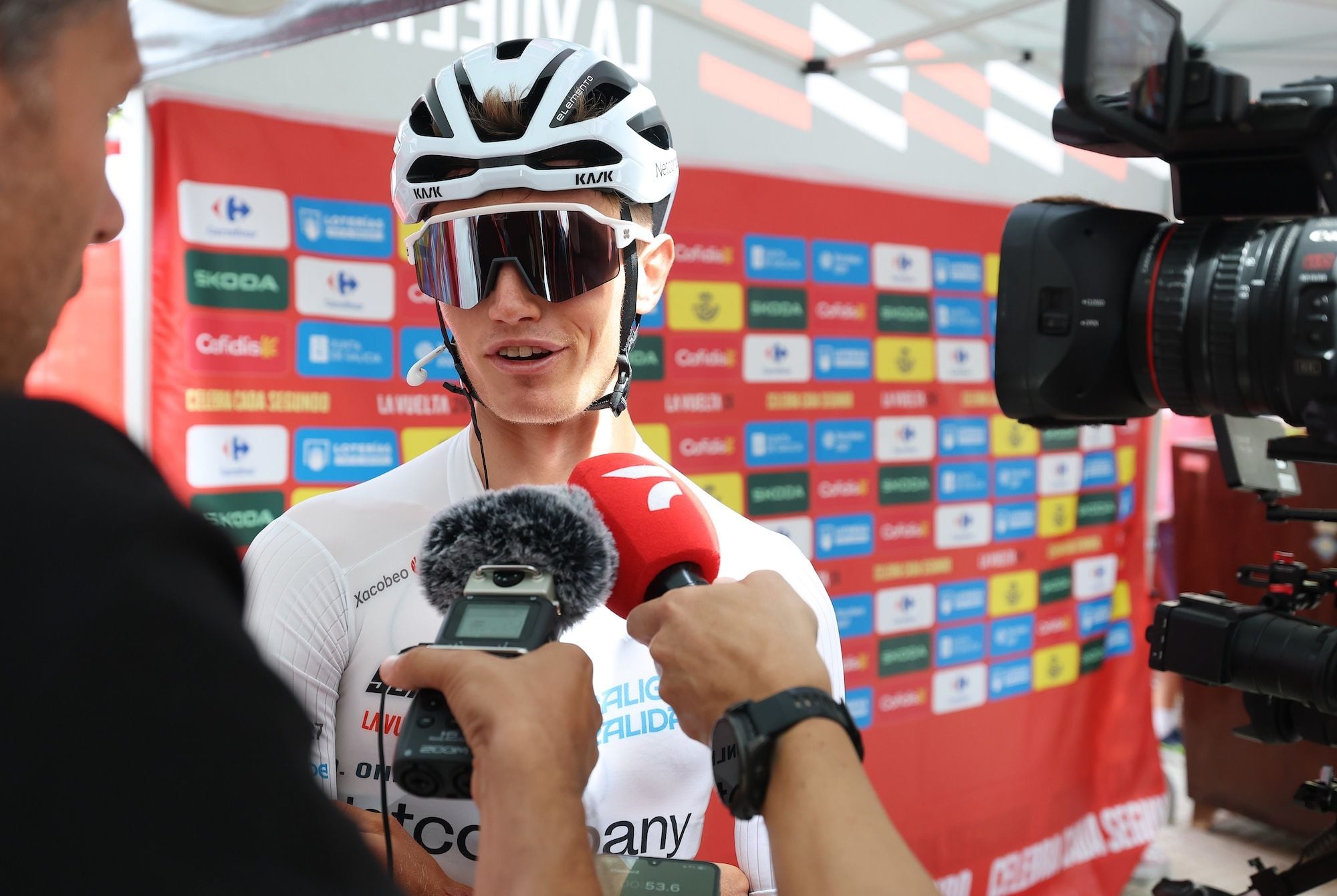 Oscar Onley’s Aitana ride turns 2026 Vuelta a España into a genuine podium chase