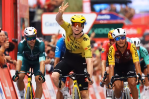 divIts-a-one-in-a-million-situation-isnt-it-–-Superstar-lead-out-helps-Matthew-Brennan-match-Tadej-Pogacar-at-Vuelta-a-Espana-in-more-ways-than-onediv