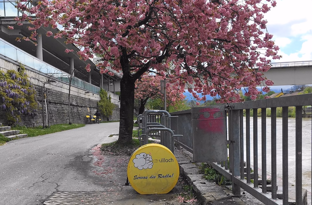Drau Cycle Route R1 beside the river in Villach, Carinthia