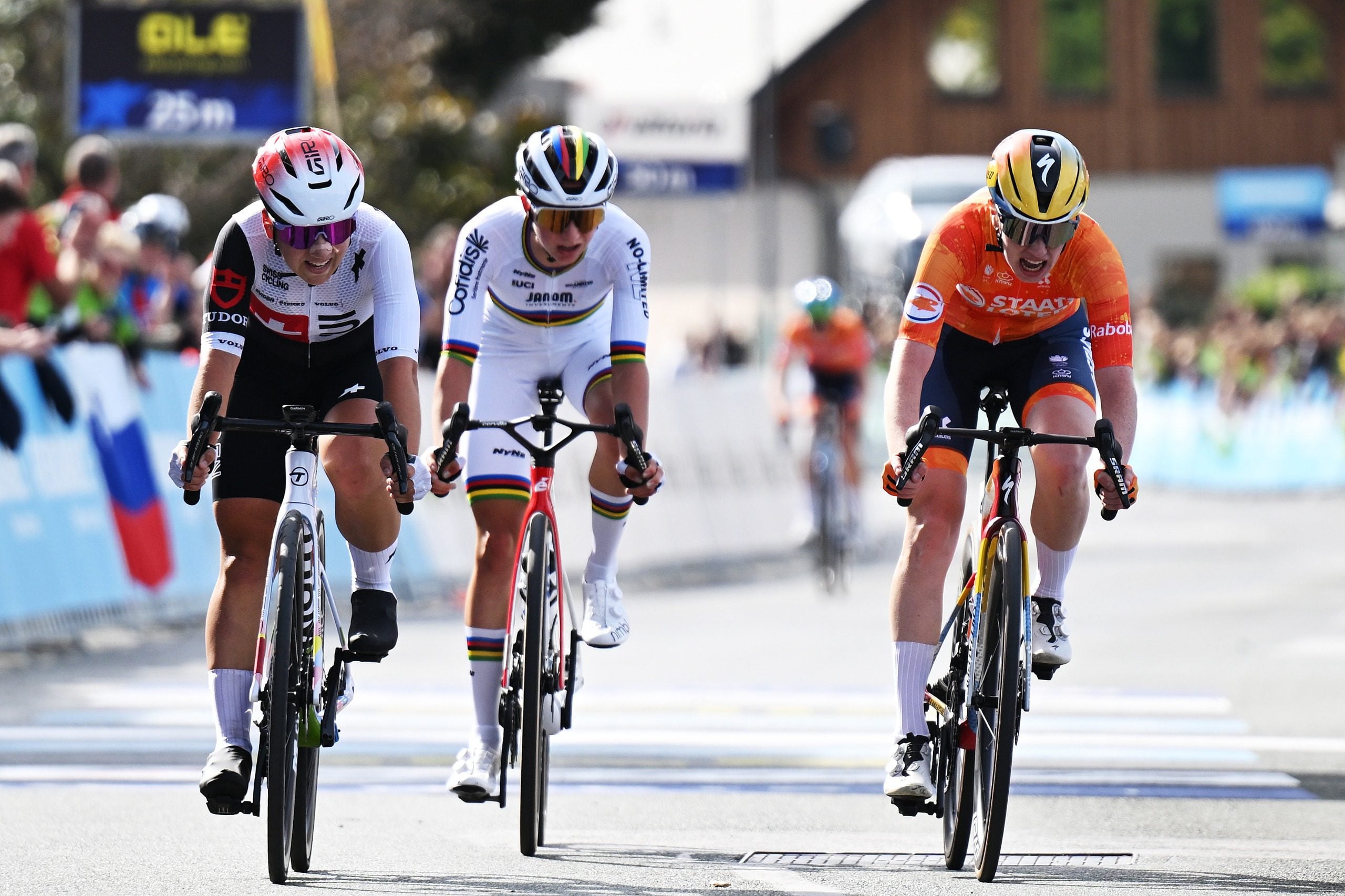 Mara Winter wins 2026 European U23 road race after long sprint denies ...
