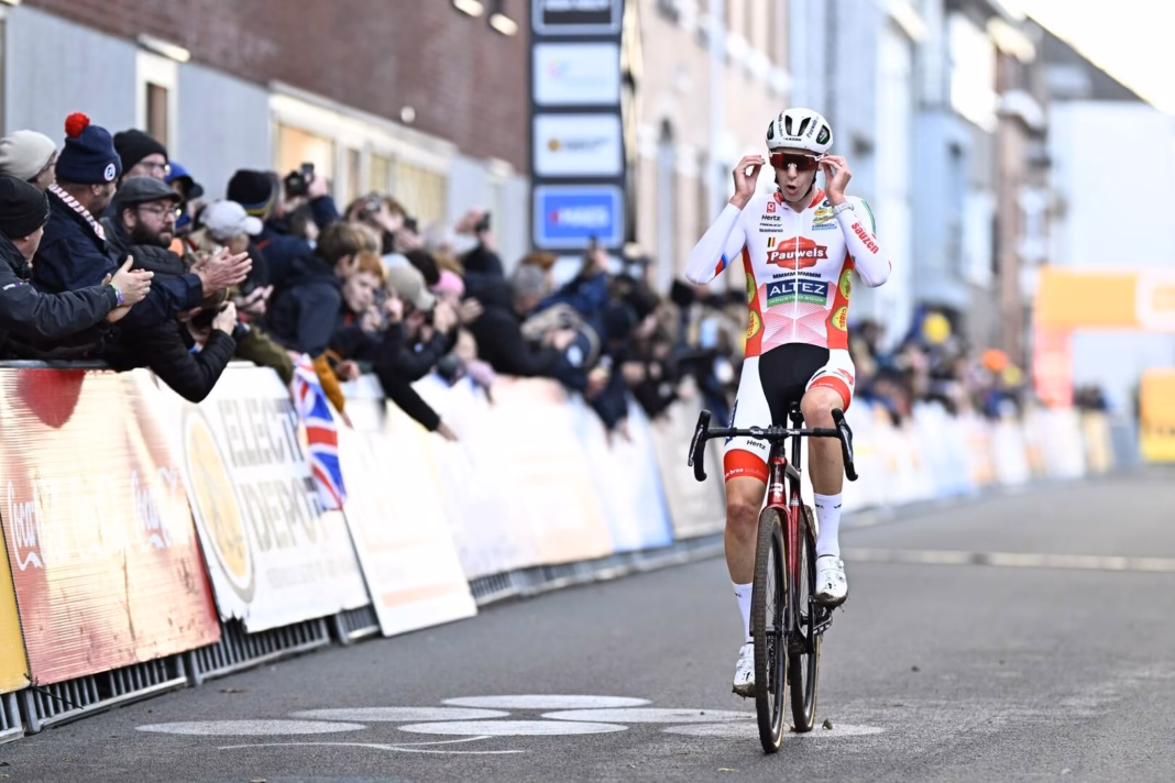 Michael Vanthourenhout wins Superprestige Overijse 2026 after late solo attack