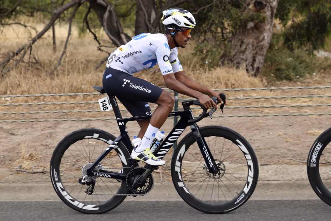 Natnael Tesfatsion on his Movistar Team bike during a race in 2026